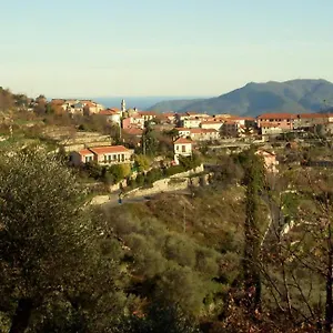 https://agriturismo-il-glicine-e-la-lucerna.hotelitalianriviera.com